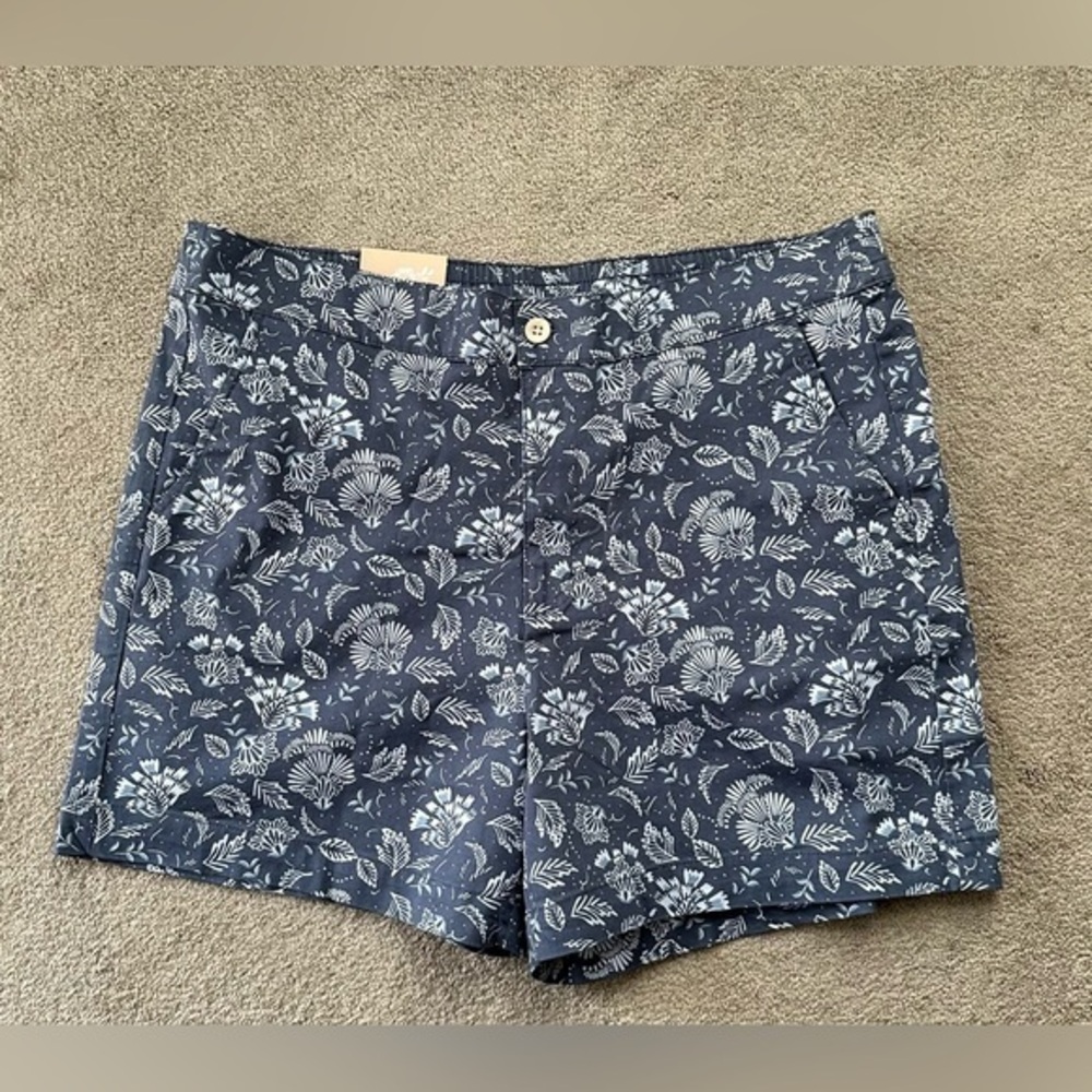 Jachs Girlfriend Womens Chino Shorts Straight Elastic Waist Floral Blue Size xxl